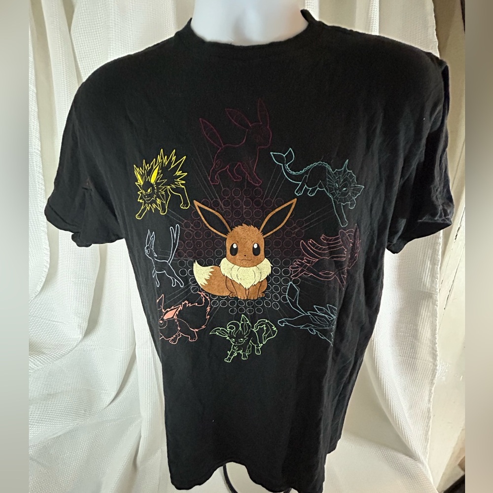 We Love, Fine Pokmon Eevee Black Short Sleeve T-Shirt